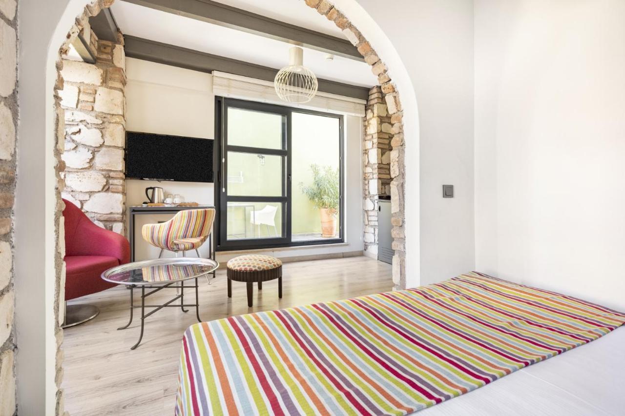 Appartement Cozy Studio Flat Near Hadrians Gate à Antalya Extérieur photo